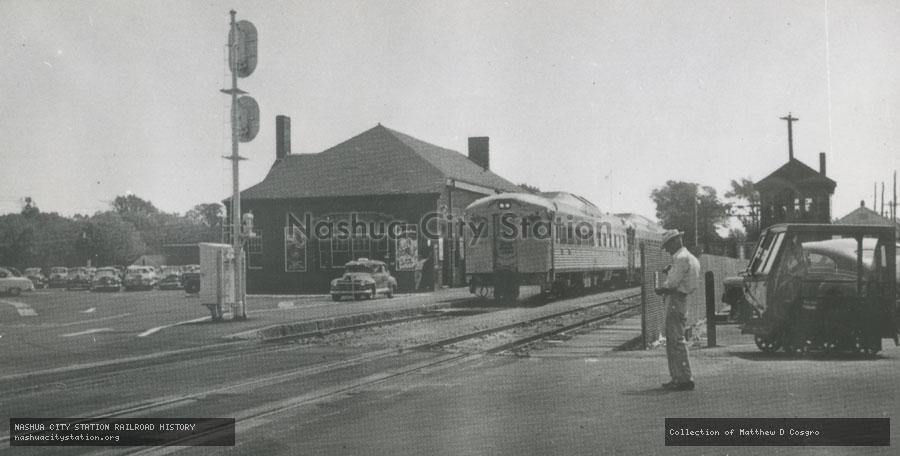 Postcard: New Haven Railroad Station, Braintree, Massachusetts